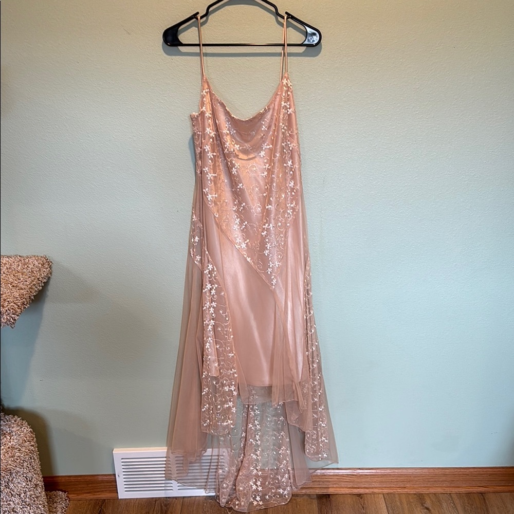 FIESTA Elegant Floral gold Embroidered Dress size XL